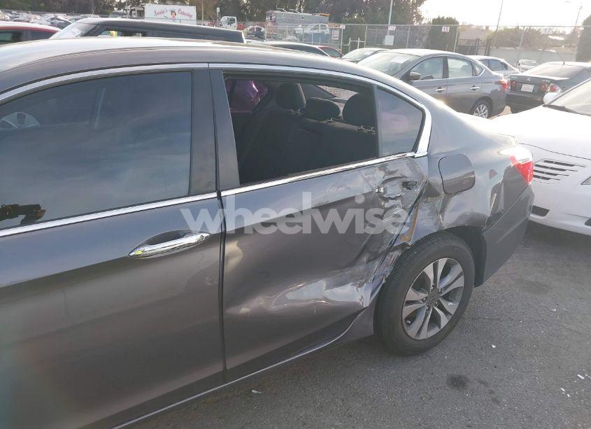 Photo 6 of 2015 Honda Accord LX (VIN 1HGCR2F3XFA147866)