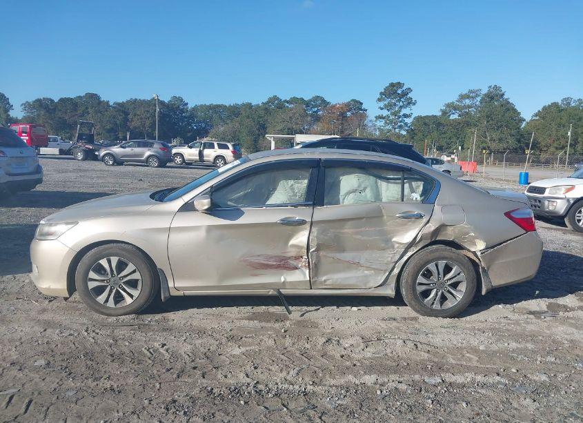 Photo 14 of 2015 Honda Accord LX (VIN 1HGCR2F3XFA191317)