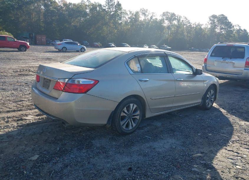 Photo 4 of 2015 Honda Accord LX (VIN 1HGCR2F3XFA191317)