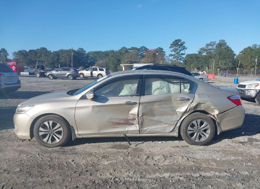 Photo 6 of 2015 Honda Accord LX (VIN 1HGCR2F3XFA191317)