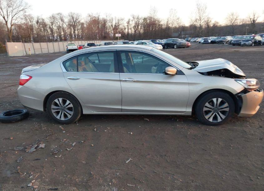 Photo 12 of 2015 Honda Accord LX (VIN 1HGCR2F3XFA191351)