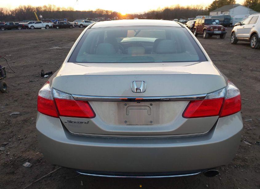 Photo 15 of 2015 Honda Accord LX (VIN 1HGCR2F3XFA191351)