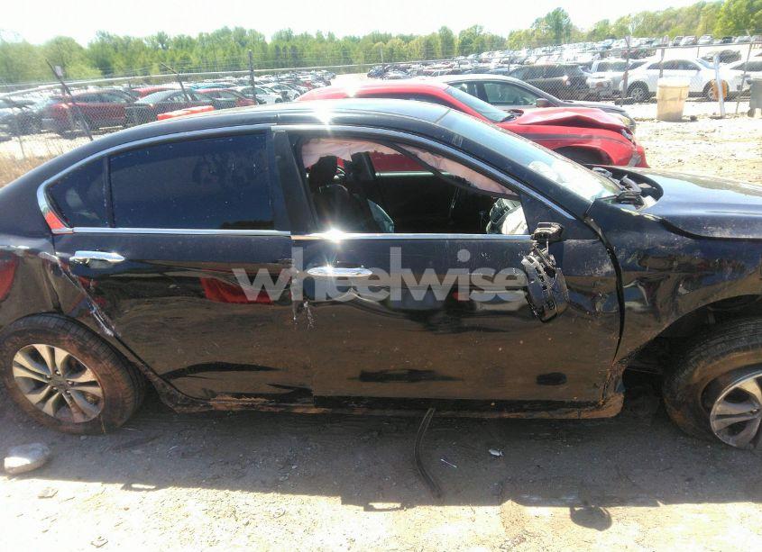 Photo 13 of 2015 Honda Accord LX (VIN 1HGCR2F3XFA195416)