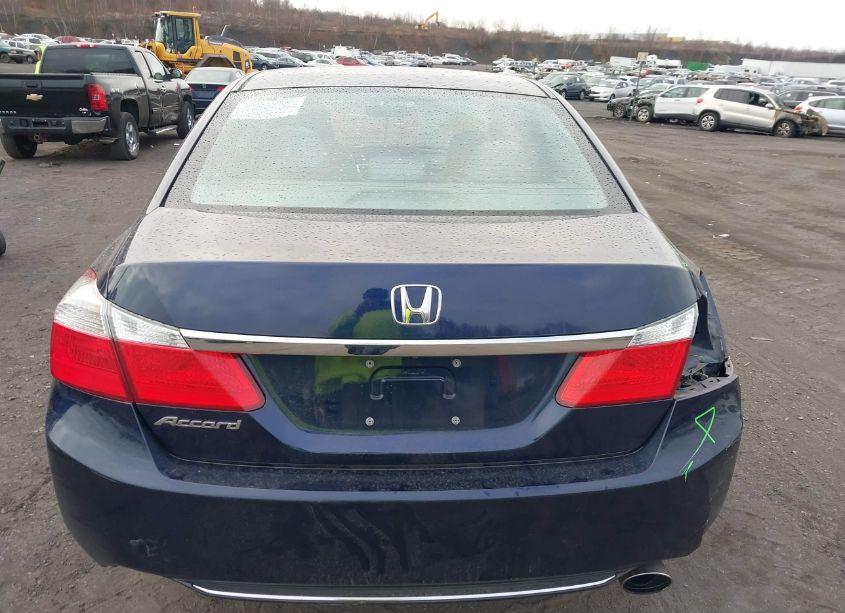 Photo 16 of 2015 Honda Accord LX (VIN 1HGCR2F3XFA211016)