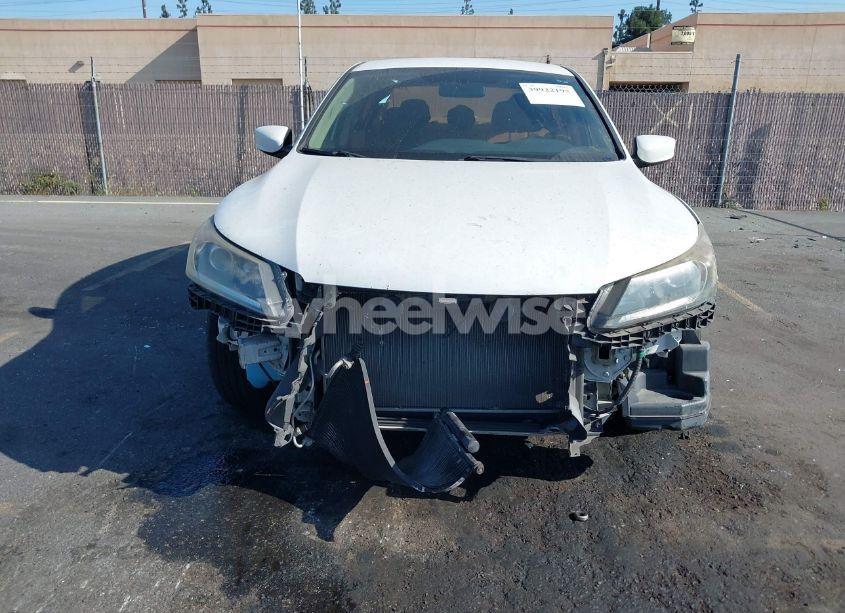 Photo 12 of 2015 Honda Accord LX (VIN 1HGCR2F3XFA216605)