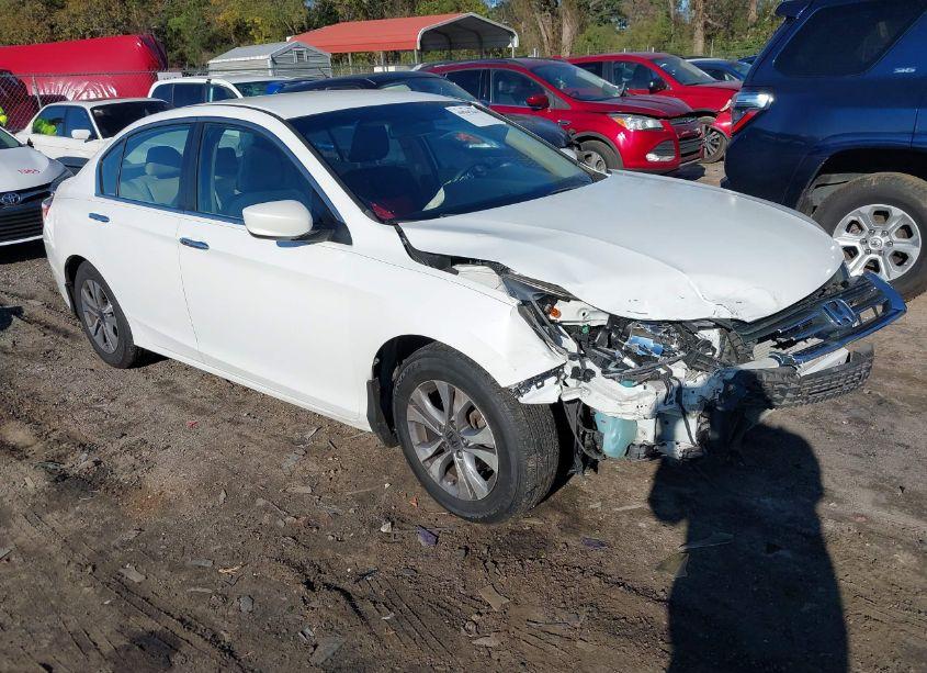 2015 Honda Accord LX (VIN 1HGCR2F3XFA248762) main photo