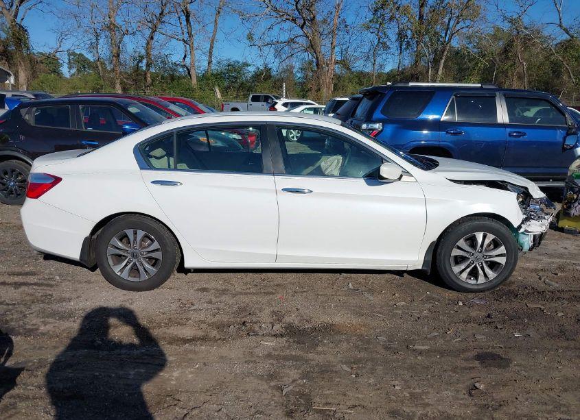 Photo 14 of 2015 Honda Accord LX (VIN 1HGCR2F3XFA248762)