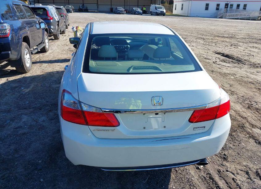 Photo 17 of 2015 Honda Accord LX (VIN 1HGCR2F3XFA248762)