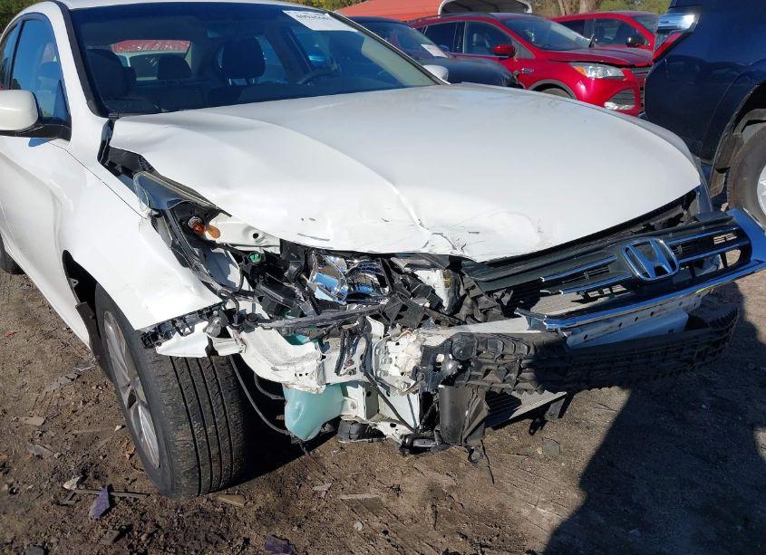 Photo 6 of 2015 Honda Accord LX (VIN 1HGCR2F3XFA248762)