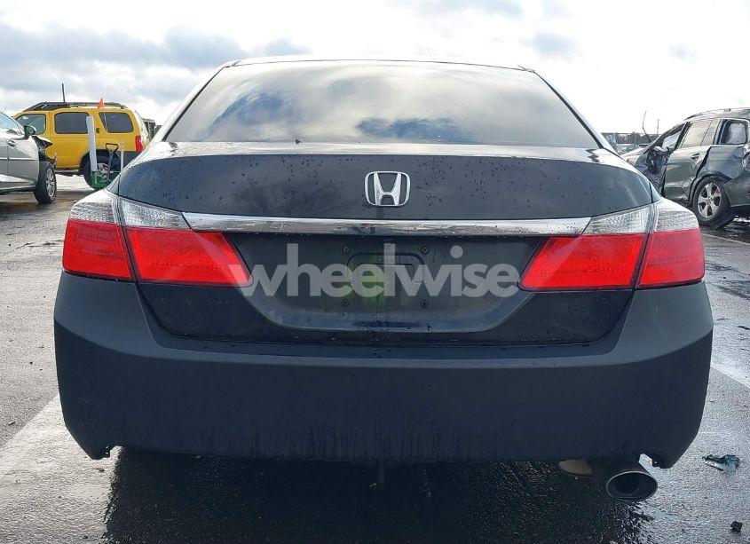 Photo 16 of 2015 Honda Accord LX (VIN 1HGCR2F3XFA255811)