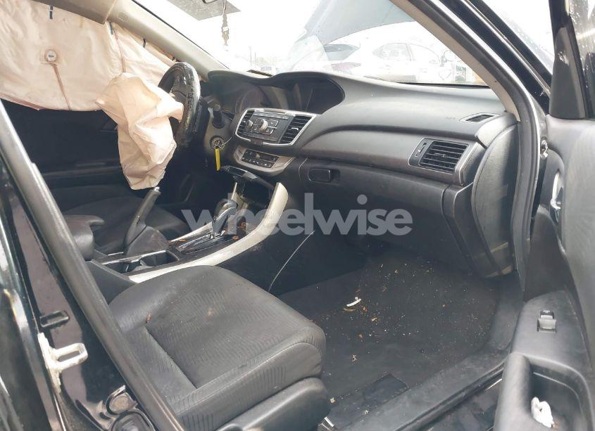 Photo 5 of 2015 Honda Accord LX (VIN 1HGCR2F3XFA255811)