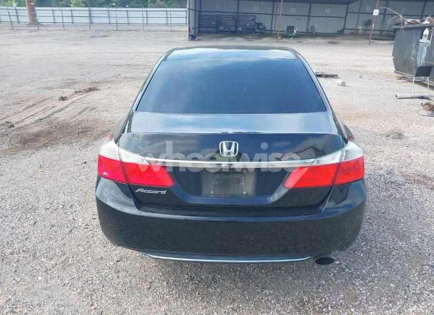 Photo 17 of 2015 Honda Accord LX (VIN 1HGCR2F3XFA264850)