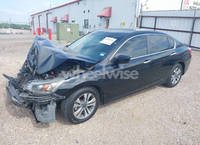 Photo 2 of 2015 Honda Accord LX (VIN 1HGCR2F3XFA264850)