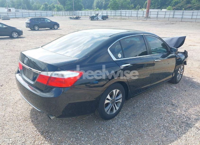 Photo 4 of 2015 Honda Accord LX (VIN 1HGCR2F3XFA264850)