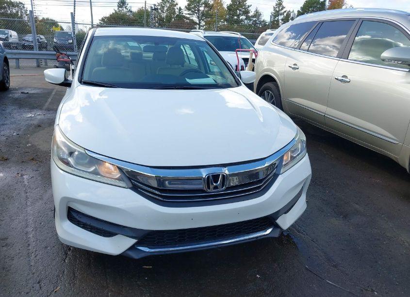 Photo 12 of 2016 Honda Accord LX (VIN 1HGCR2F3XGA034193)