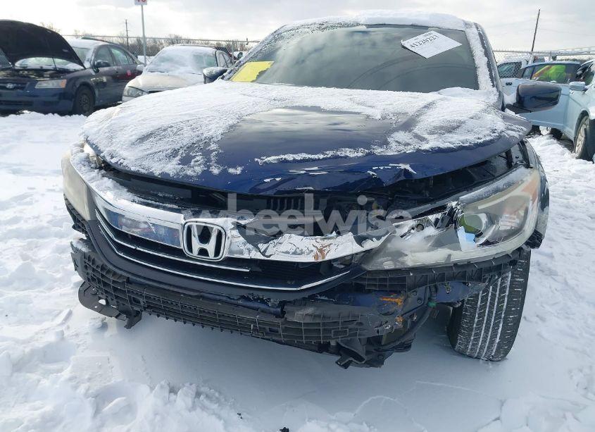 Photo 6 of 2016 Honda Accord LX (VIN 1HGCR2F3XGA067453)