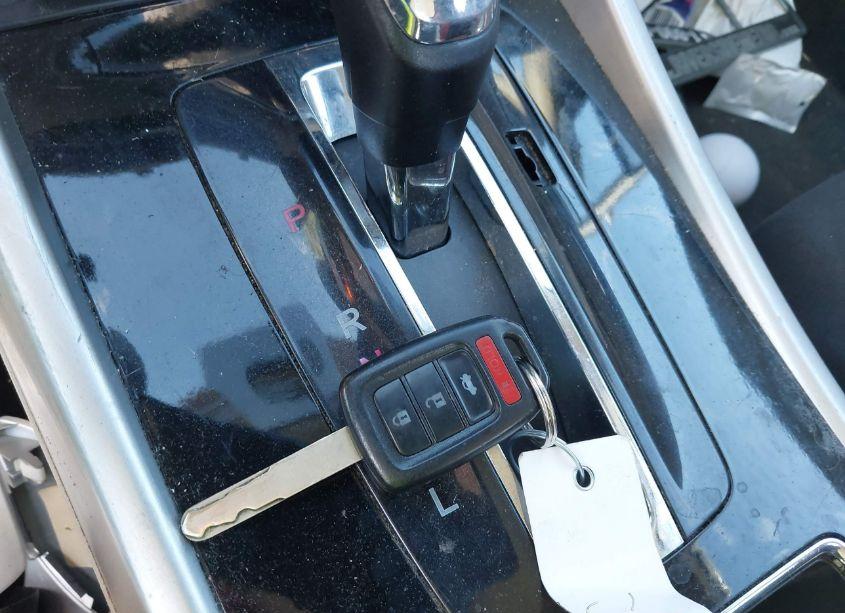 Photo 11 of 2016 Honda Accord LX (VIN 1HGCR2F3XGA072717)