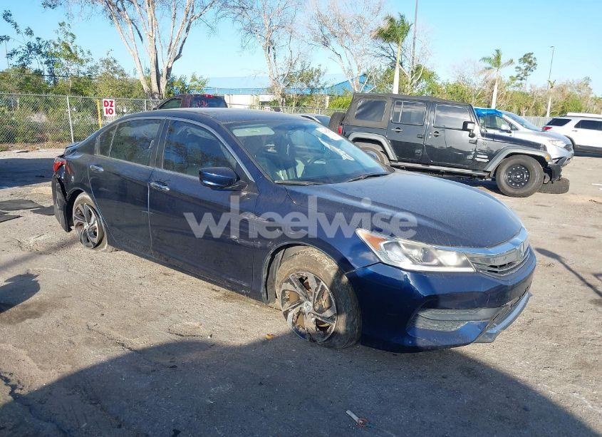 2016 Honda Accord LX (VIN 1HGCR2F3XGA098525) main photo