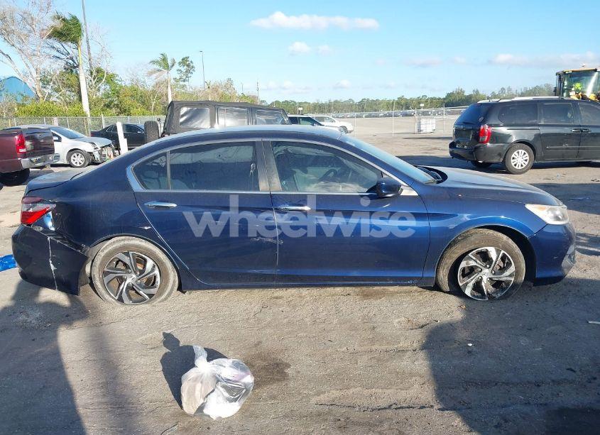 Photo 13 of 2016 Honda Accord LX (VIN 1HGCR2F3XGA098525)