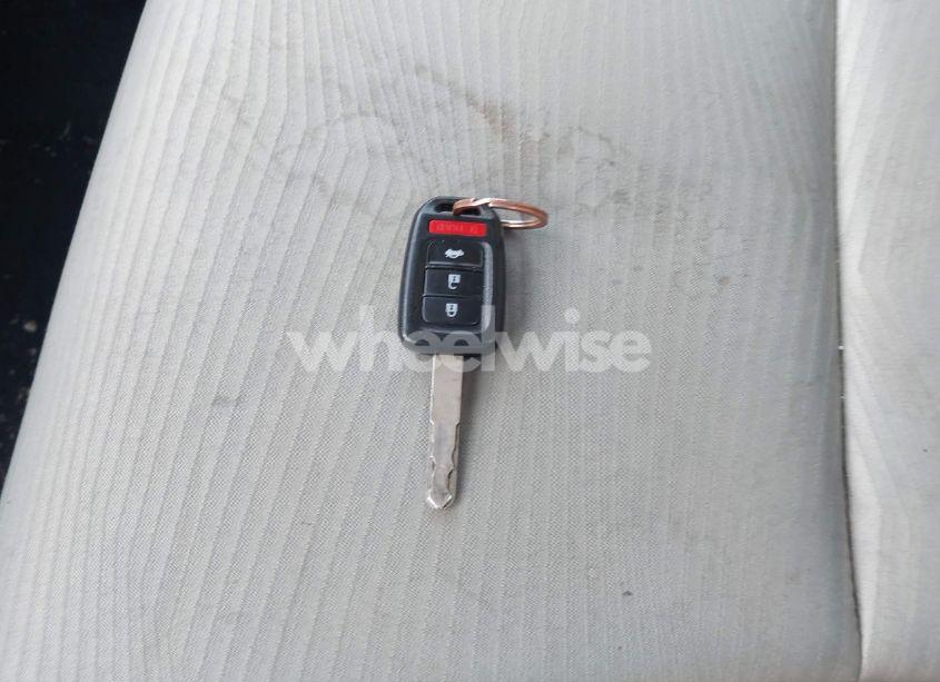 Photo 11 of 2016 Honda Accord LX (VIN 1HGCR2F3XGA123861)