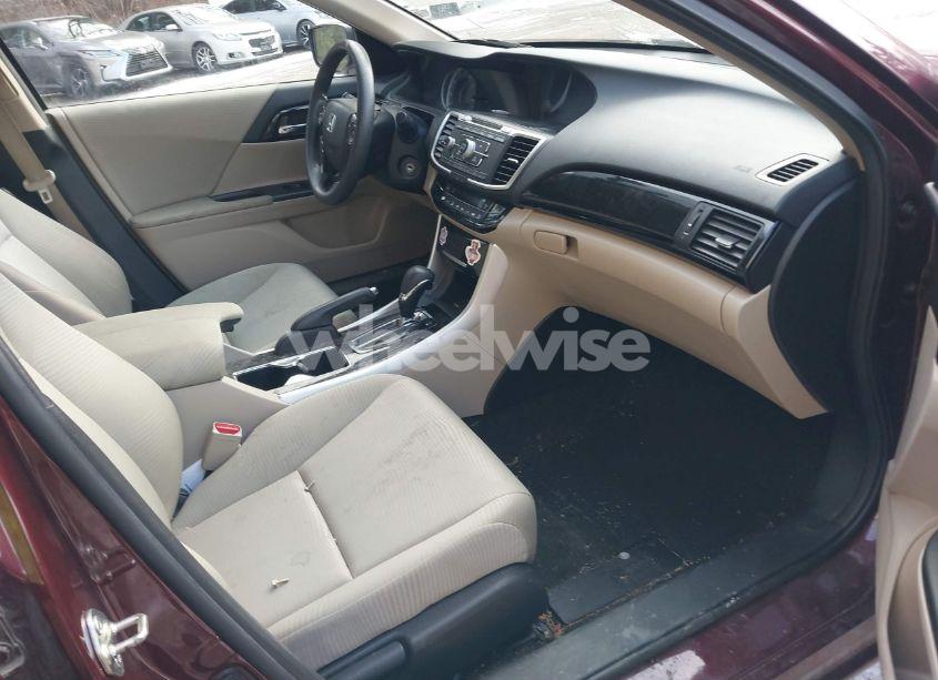 Photo 5 of 2016 Honda Accord LX (VIN 1HGCR2F3XGA123861)