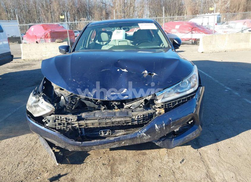 Photo 13 of 2016 Honda Accord LX (VIN 1HGCR2F3XGA130356)