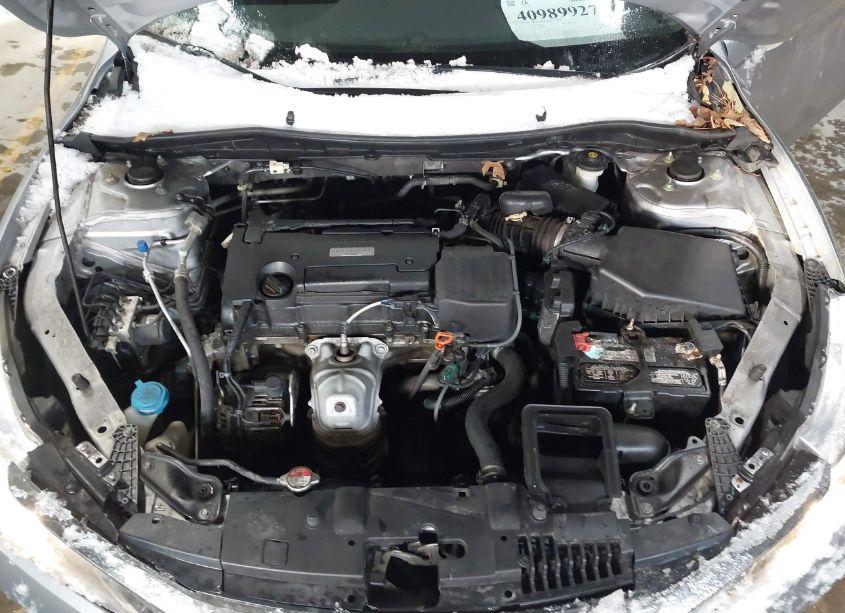 Photo 10 of 2016 Honda Accord LX (VIN 1HGCR2F3XGA142393)