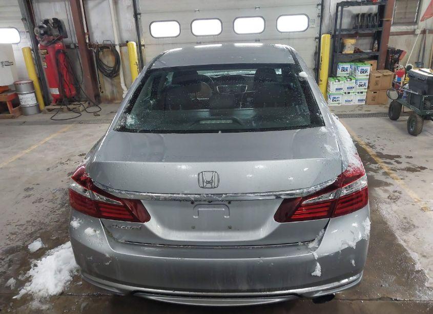 Photo 16 of 2016 Honda Accord LX (VIN 1HGCR2F3XGA142393)