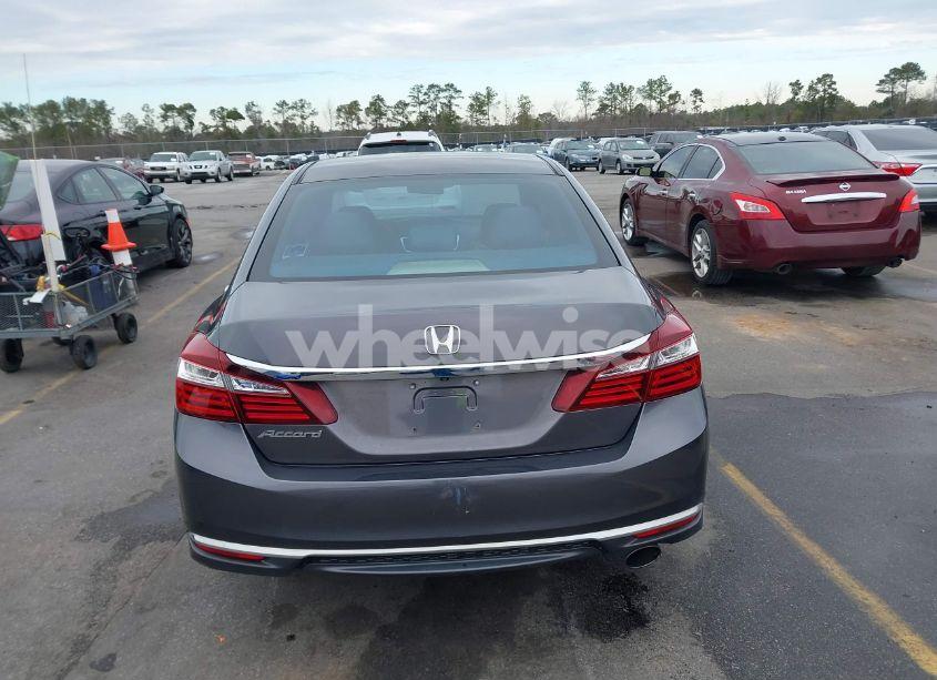 Photo 16 of 2016 Honda Accord SEDAN (VIN 1HGCR2F3XGA174163)