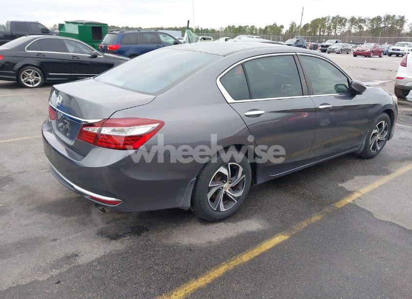 Photo 4 of 2016 Honda Accord SEDAN (VIN 1HGCR2F3XGA174163)