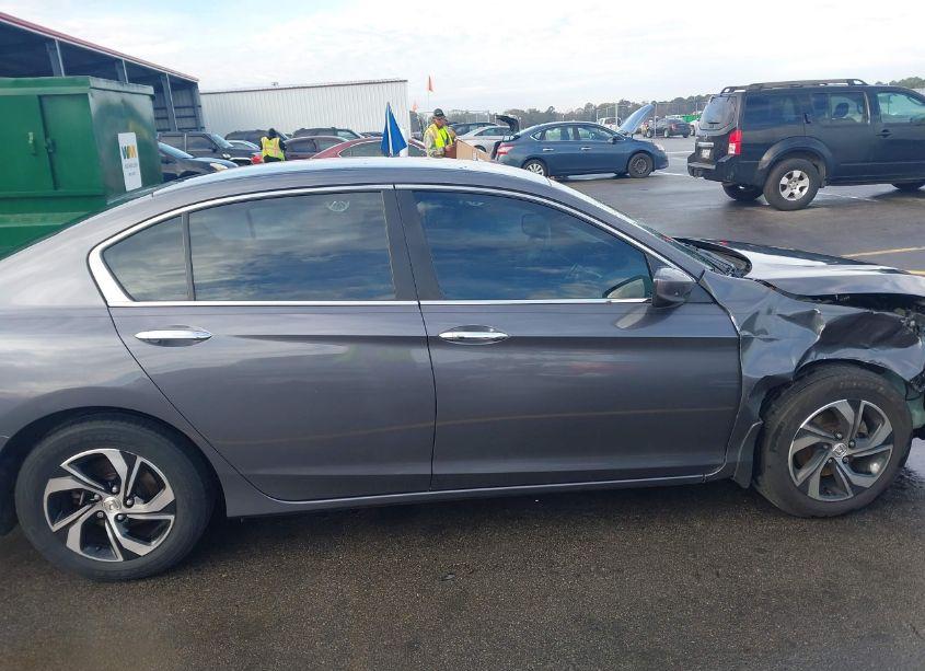 Photo 13 of 2016 Honda Accord LX (VIN 1HGCR2F3XGA209722)