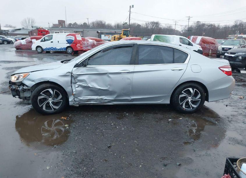 Photo 14 of 2016 Honda Accord LX (VIN 1HGCR2F3XGA219683)