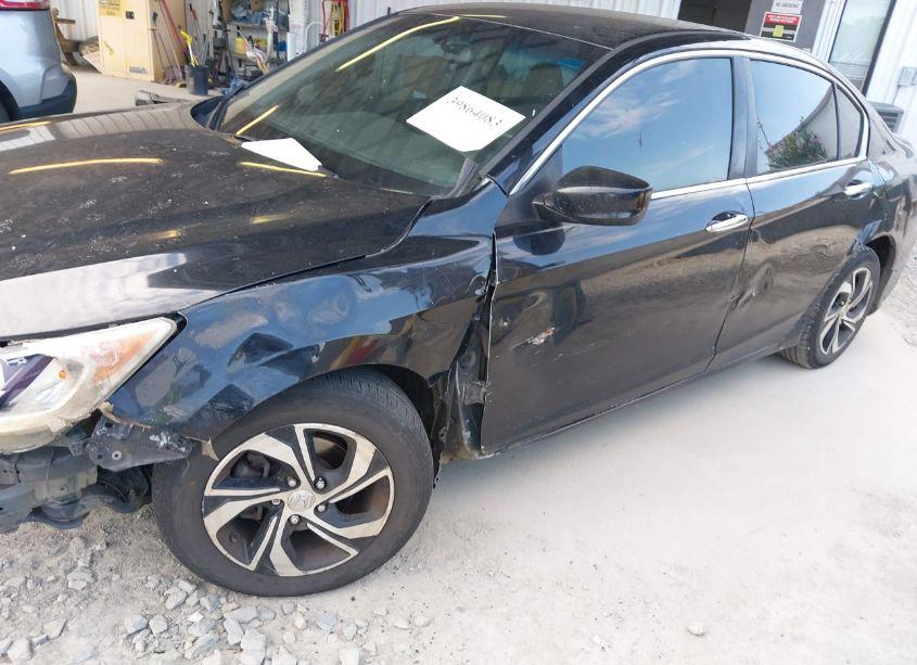 Photo 18 of 2016 Honda Accord LX (VIN 1HGCR2F3XGA222292)