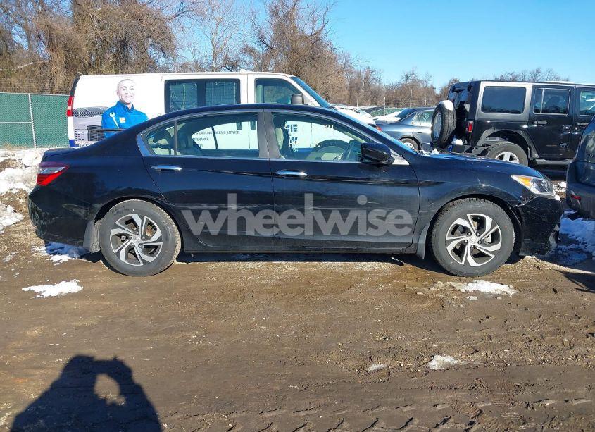 Photo 13 of 2016 Honda Accord LX (VIN 1HGCR2F3XGA241649)