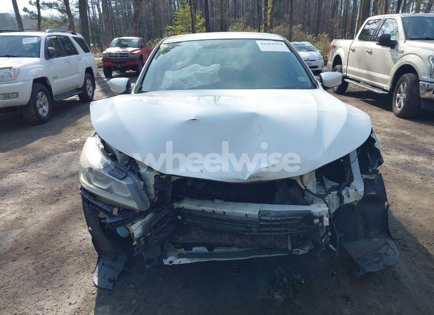 Photo 13 of 2017 Honda Accord LX (VIN 1HGCR2F3XHA022224)