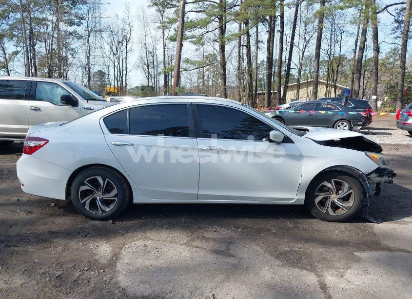 Photo 14 of 2017 Honda Accord LX (VIN 1HGCR2F3XHA022224)