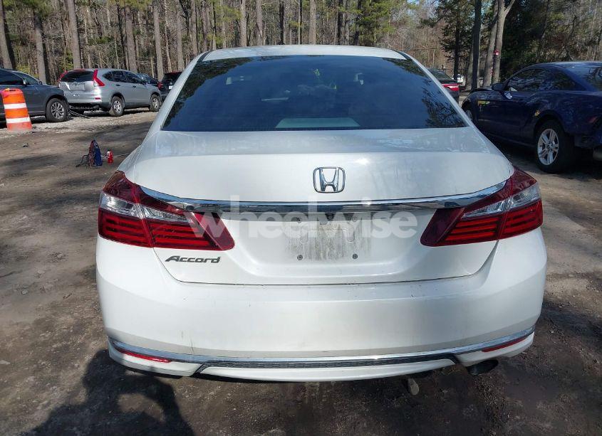 Photo 17 of 2017 Honda Accord LX (VIN 1HGCR2F3XHA022224)