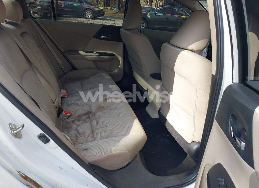 Photo 8 of 2017 Honda Accord LX (VIN 1HGCR2F3XHA022224)