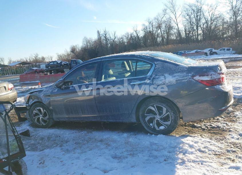 Photo 14 of 2017 Honda Accord LX (VIN 1HGCR2F3XHA071150)