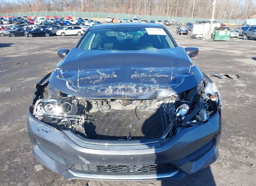 Photo 12 of 2017 Honda Accord LX (VIN 1HGCR2F3XHA078468)