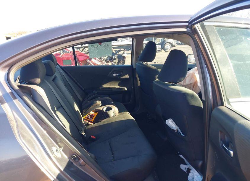 Photo 8 of 2017 Honda Accord LX (VIN 1HGCR2F3XHA078468)