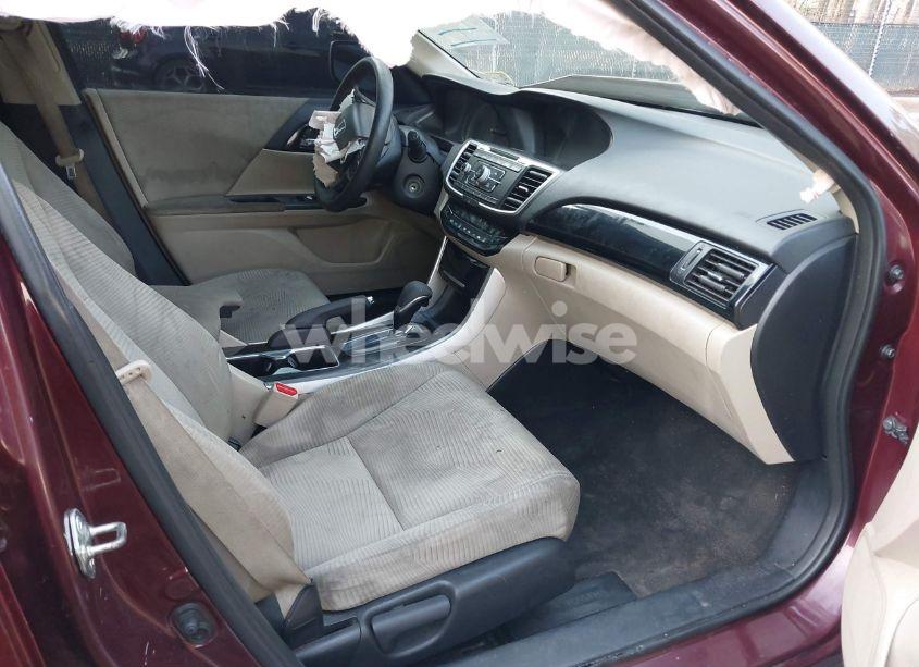 Photo 5 of 2017 Honda Accord LX (VIN 1HGCR2F3XHA153167)