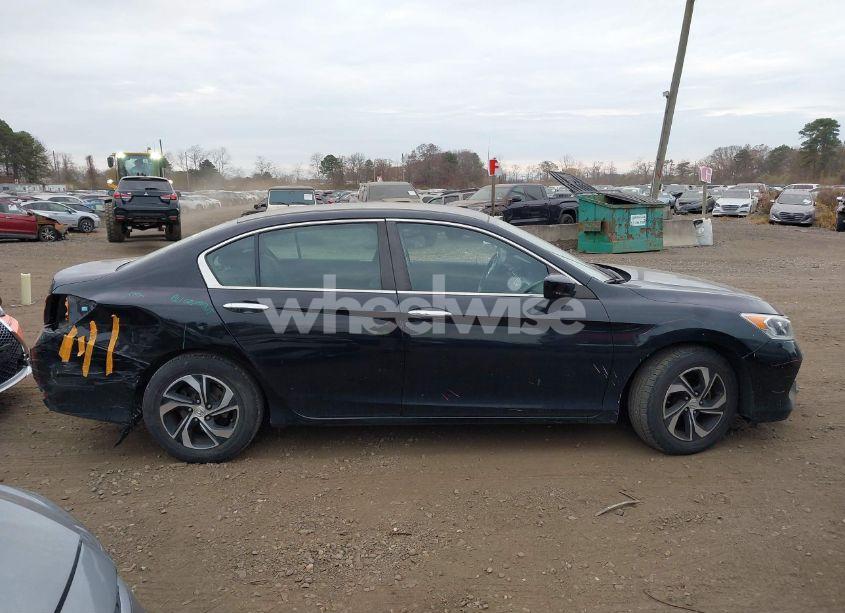 Photo 12 of 2017 Honda Accord LX (VIN 1HGCR2F3XHA226182)