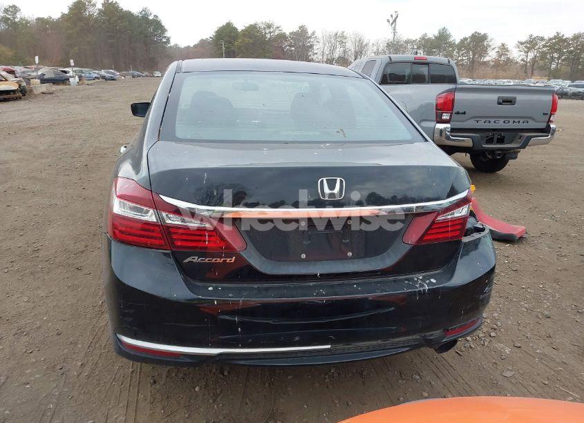 Photo 15 of 2017 Honda Accord LX (VIN 1HGCR2F3XHA226182)