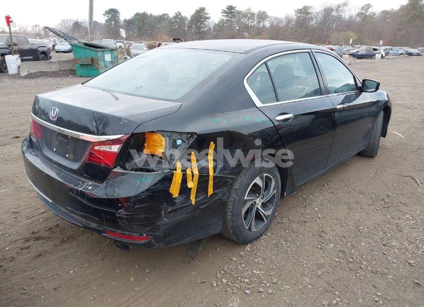 Photo 4 of 2017 Honda Accord LX (VIN 1HGCR2F3XHA226182)
