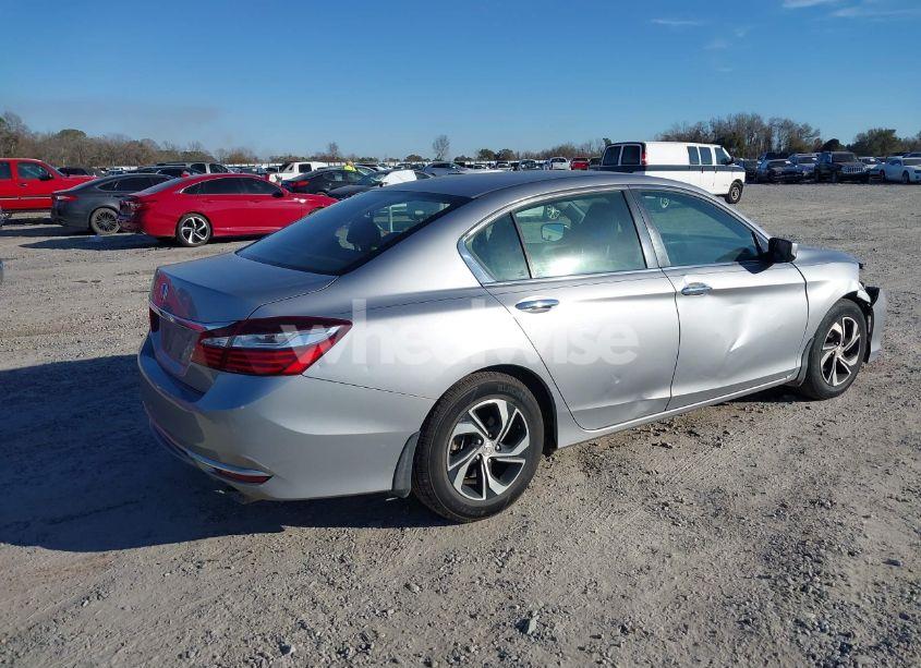 Photo 4 of 2017 Honda Accord LX (VIN 1HGCR2F3XHA237344)