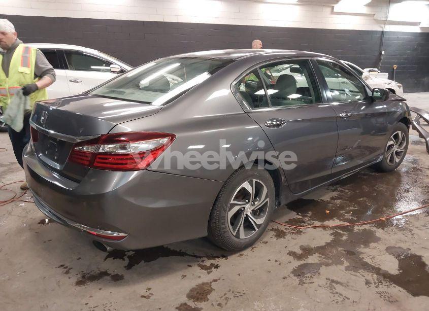 Photo 4 of 2017 Honda Accord LX (VIN 1HGCR2F3XHA246142)