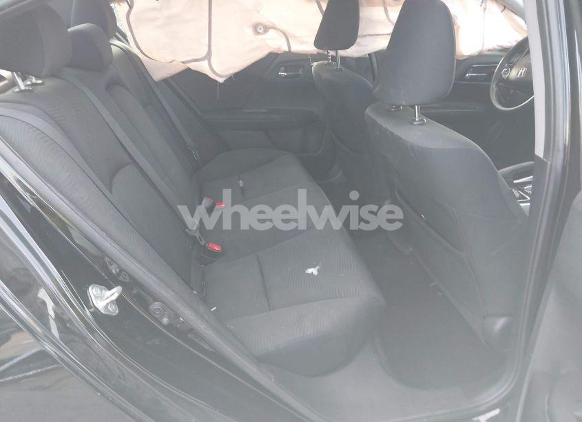 Photo 8 of 2017 Honda Accord LX (VIN 1HGCR2F3XHA258727)