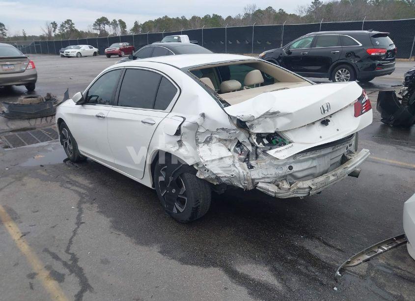 Photo 3 of 2016 Honda Accord LX (VIN 1HGCR2F40GA062304)