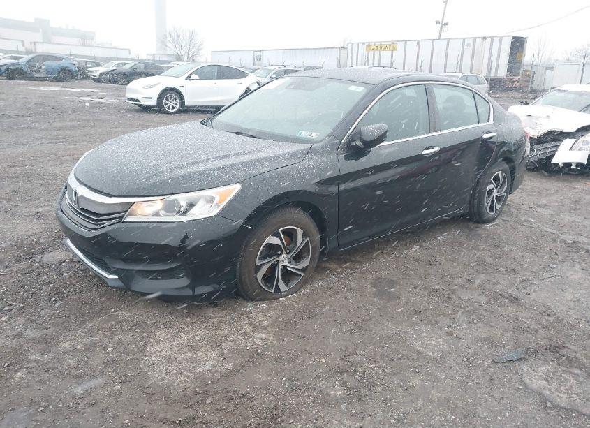 Photo 2 of 2017 Honda Accord LX (VIN 1HGCR2F41HA157004)